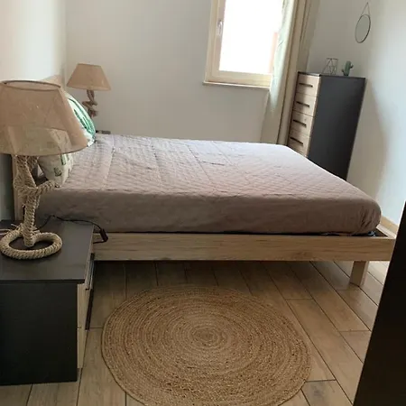 La Brezza Apartment *