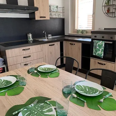 La Brezza Apartment *