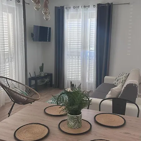 La Brezza Apartment